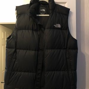 Mens North Face vest size medium